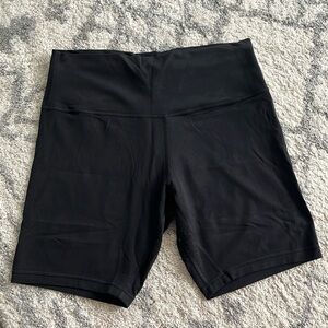 Lululemon align high rise short 8”